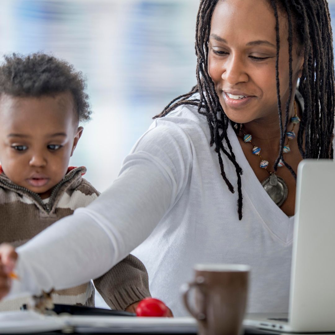 acolhimento-das-maes-no-mundo-corporativo-vai-muito-alem-da-flexibilizacao-de-rotinas-somos-newa-carine-roos